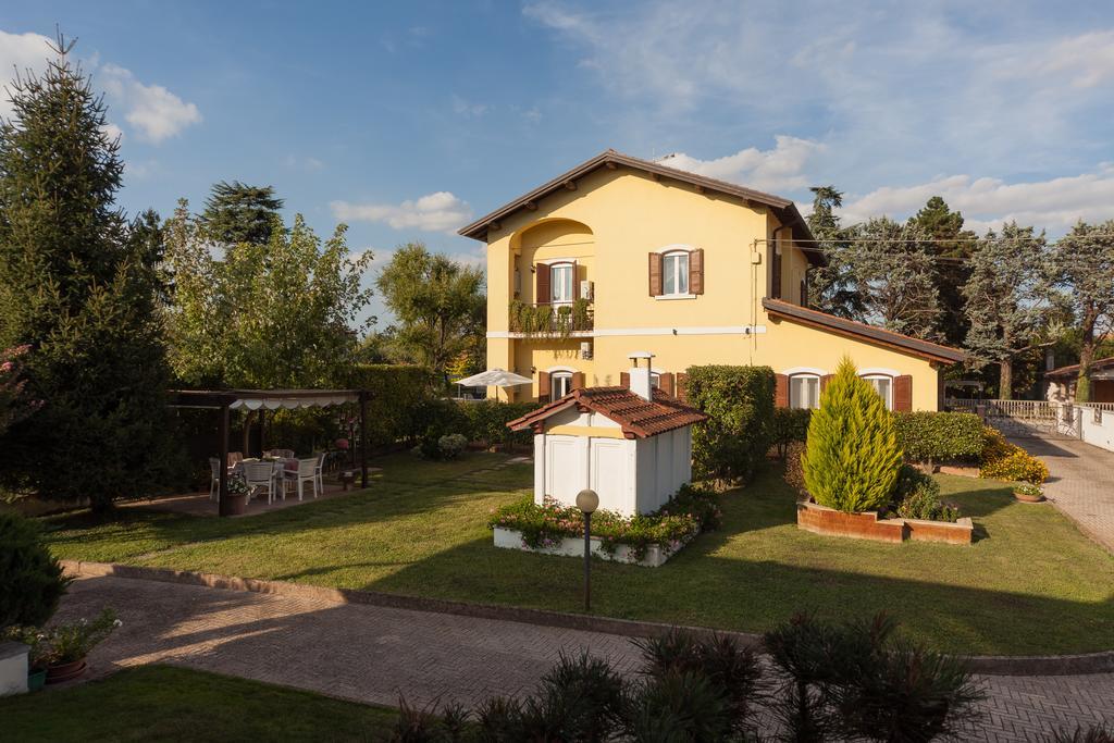 Nina Guest House Longare Екстер'єр фото