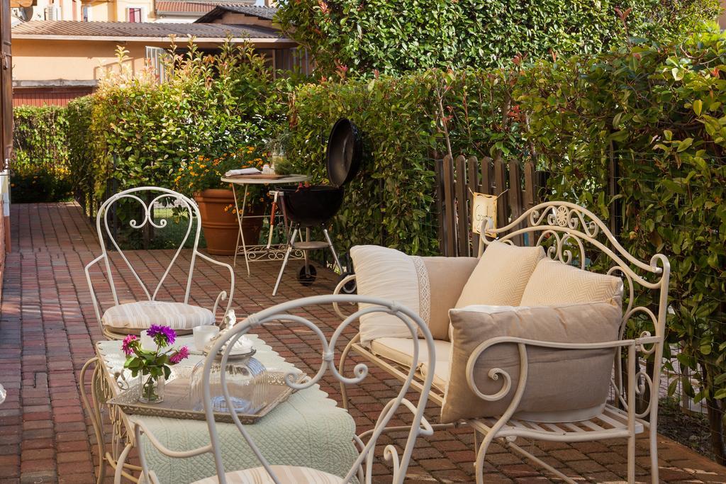 Nina Guest House Longare Екстер'єр фото