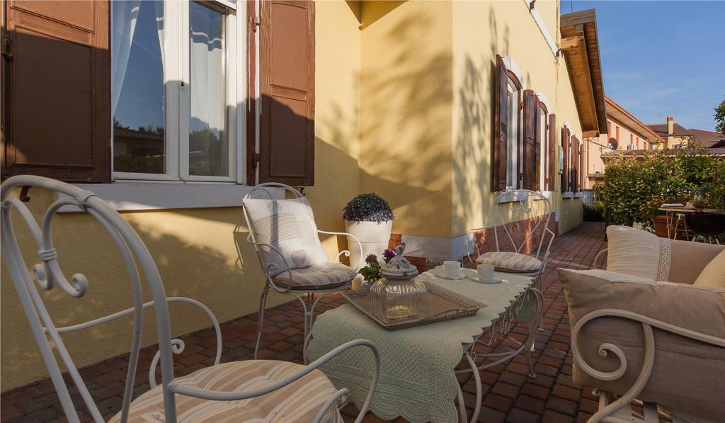 Nina Guest House Longare Екстер'єр фото